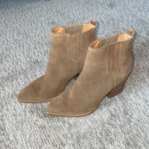 Marc Fisher Suede Boots, lightly worn, size 7.5